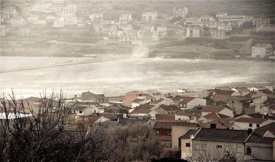 Vila Nainer Apartman Pag Town Kültér fotó